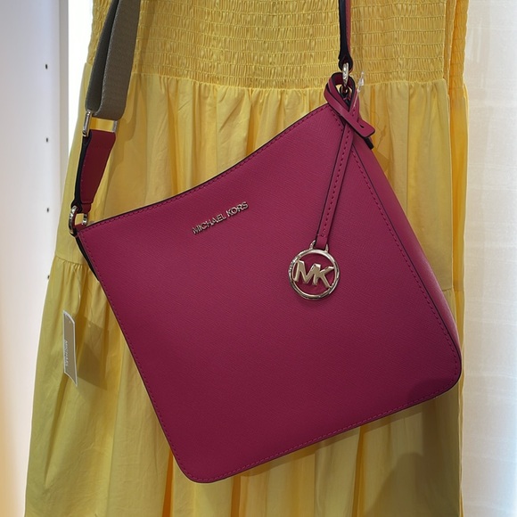 Michael Kors Jet Set Travel Small Messenger Crossbody Bag
Electric Pink 
NWT - Picture 15 of 16